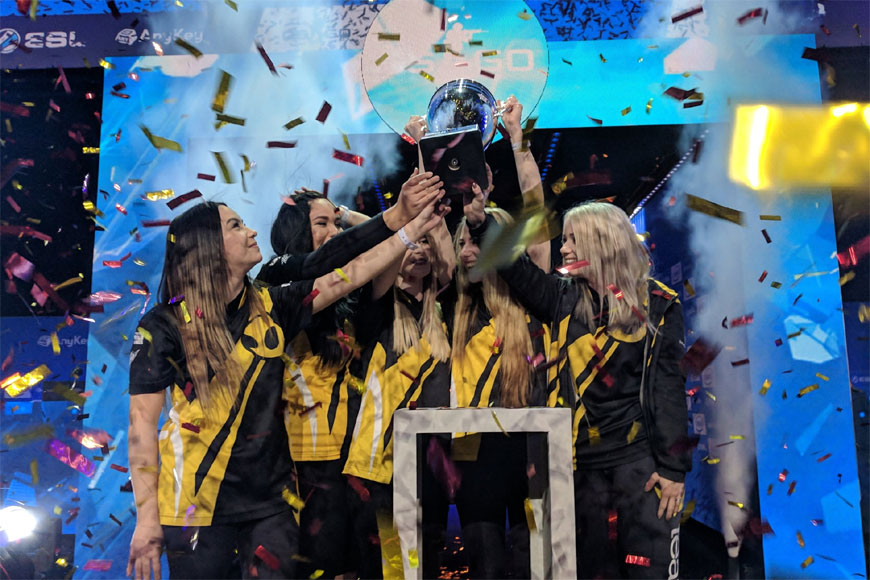 Team Dignitas win Intel Challenge Katowice female CSGO tournament