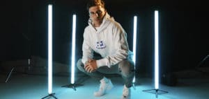 Mason Mount joins Combat Gaming, sister company of Gareth Bale’s Ellevens Esports, and will host a new gaming show on Ginx TV and Sky this summer