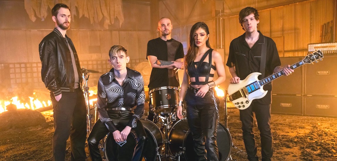 Wildfire 2022 LEC music video starring Vedius, Drakos and rock band Against the Current marks first collaboration between Riot casters and a music artist