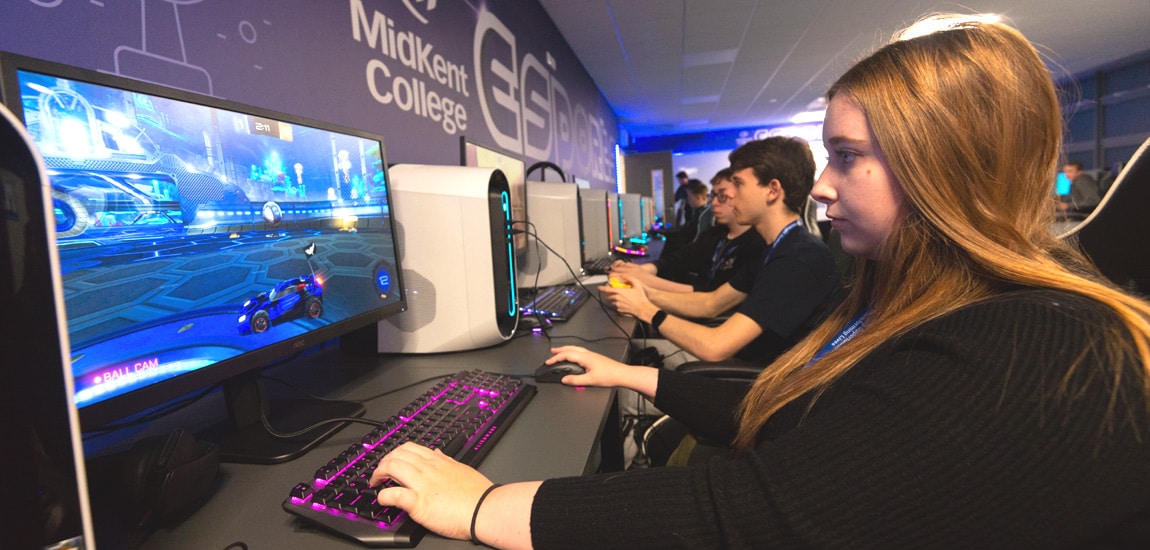 Almost 70% of UK parents believe esports can play a positive role in school, but only 32% are happy for their child to have a career in it, finds new education survey by Dell and Intel