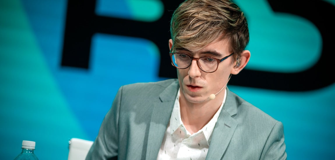 LoL Worlds 2022 broadcast talent line-up announced: Vedius returns for his sixth Worlds in a row as Medic declines offer in favour of a break