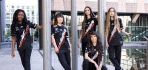 G2 women's LoL team, G2 Hel