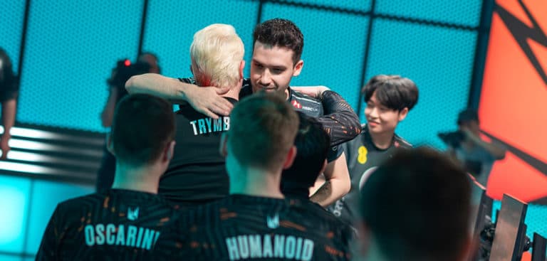 Excel and Fnatic in the LEC 2023 Summer Season (Photo by Michal Konkol/Riot Games)