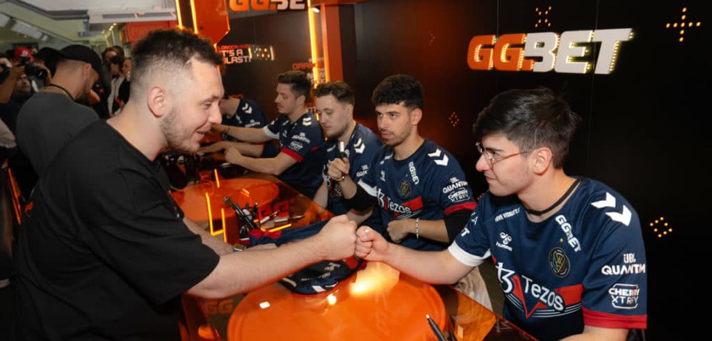 Team Vitality signing session at GG.BOOTH at Blast Premier Spring Final