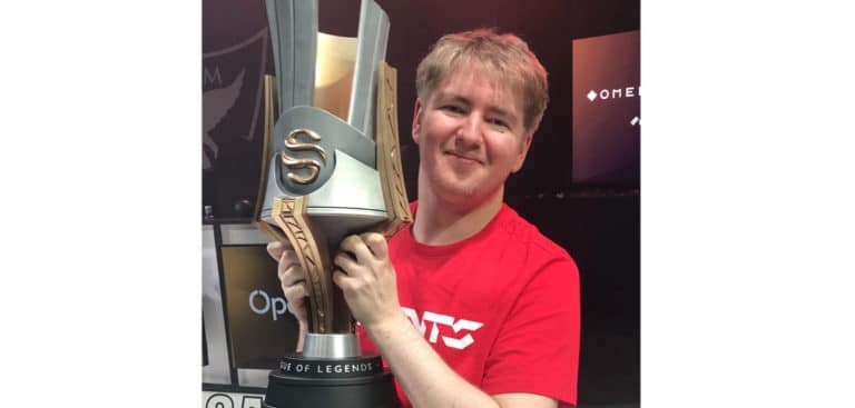 Lorcan 'Lorcz' Elliot