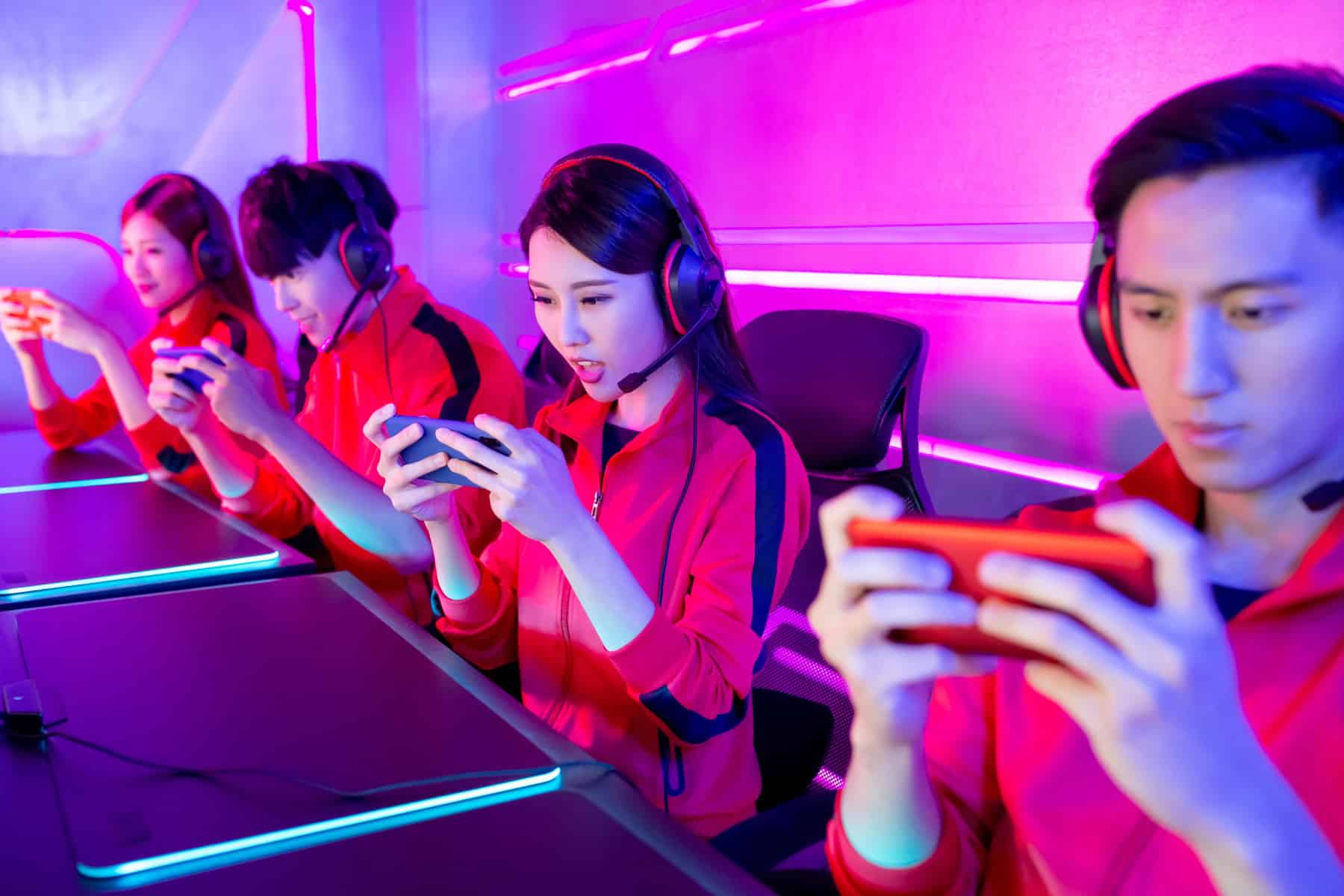 Most Popular Esports Games in 2024 and Beyond