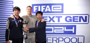 Ichsan Rahmat Taufiq (miracle), Manager of Indonesia and Budi Muhamad Manar Hidayat (wednesday), Assistant Manager of Indonesia, pose for a photo with the former footballer John Terry after winning the Football Manager Final in Liverpol (Photo by Alex Livesey - FIFA/FIFA via Getty Images)