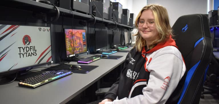 Cariad Williams of Merthyr College and the Tydfil Titans esports team