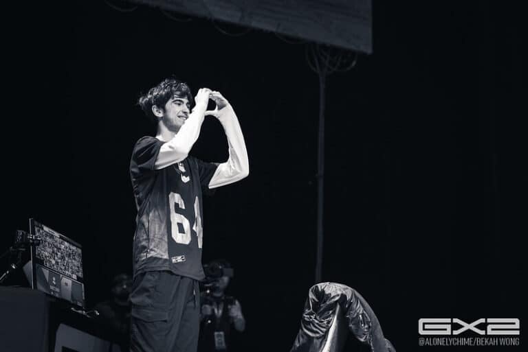 Luugi Genesis X2 Top 7