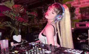 Esports caster turned pop musician Geo Collins aka aestheno