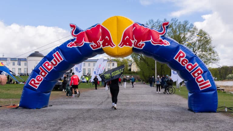 Ninjas in Pyjamas took part in the Wings For Life race