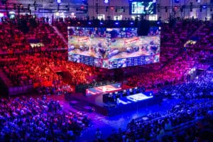 Why is the LEC on break before the Summer 2025 Finals?