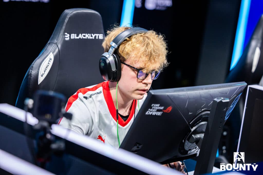 MOUZ Brollan pictured at BLAST Bounty Fall 2025