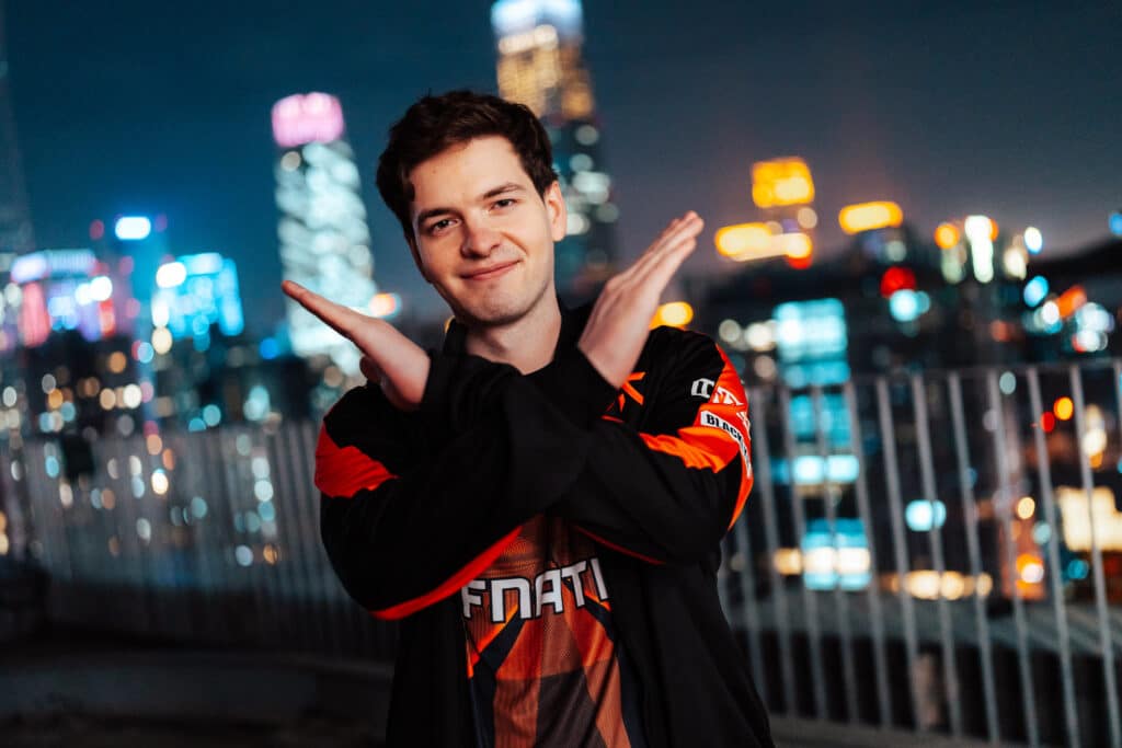 Mikyx departs Fnatic after LoL Worlds elimination