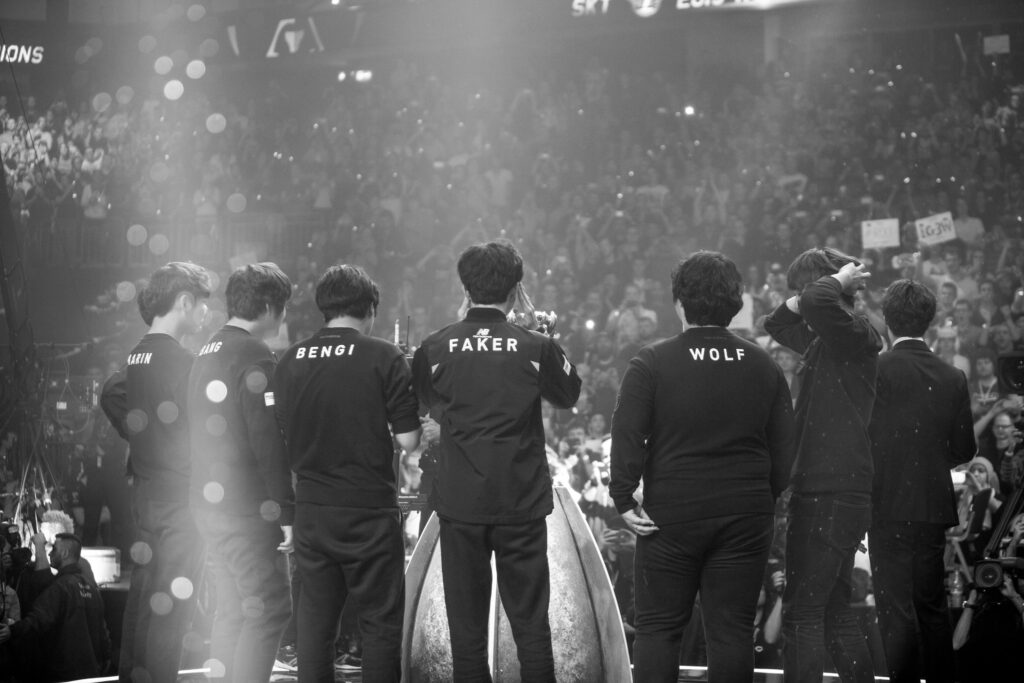 The SKT T1 team that won the 2015 LoL Worlds final