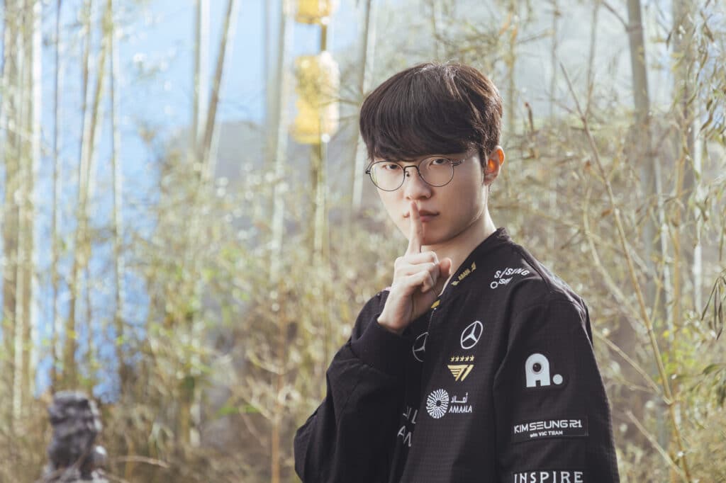 A legend: every LoL World Championship final Faker has played in