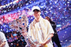 LoL World Champions T1 keep Doran for another year of LCK