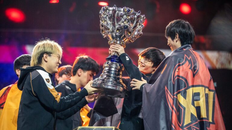 FPX FunPlus Phoenix Worlds 2019