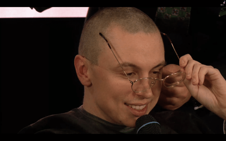 Caedrel shaved bald at League Awards 2025 after T1 Doran bet