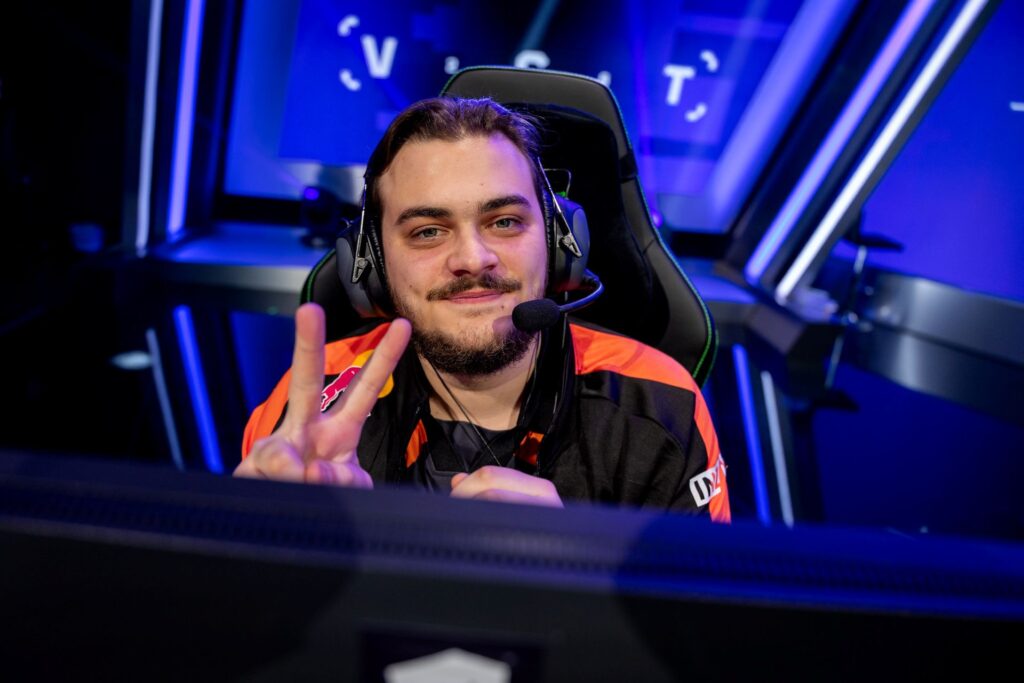 Veqaj Fnatic EMEA Kickoff Debut