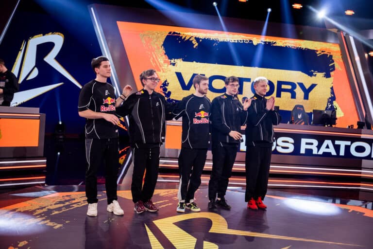 Los Ratones keep LEC Playoffs hopes alive despite NAVI loss