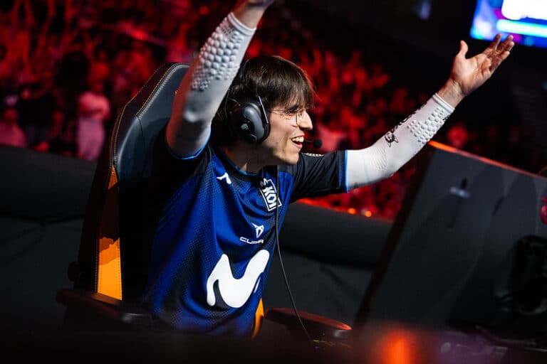 Movistar Player Celebrates at LEC